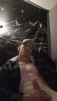 Jerking off to Porn for a Massive Cumshot