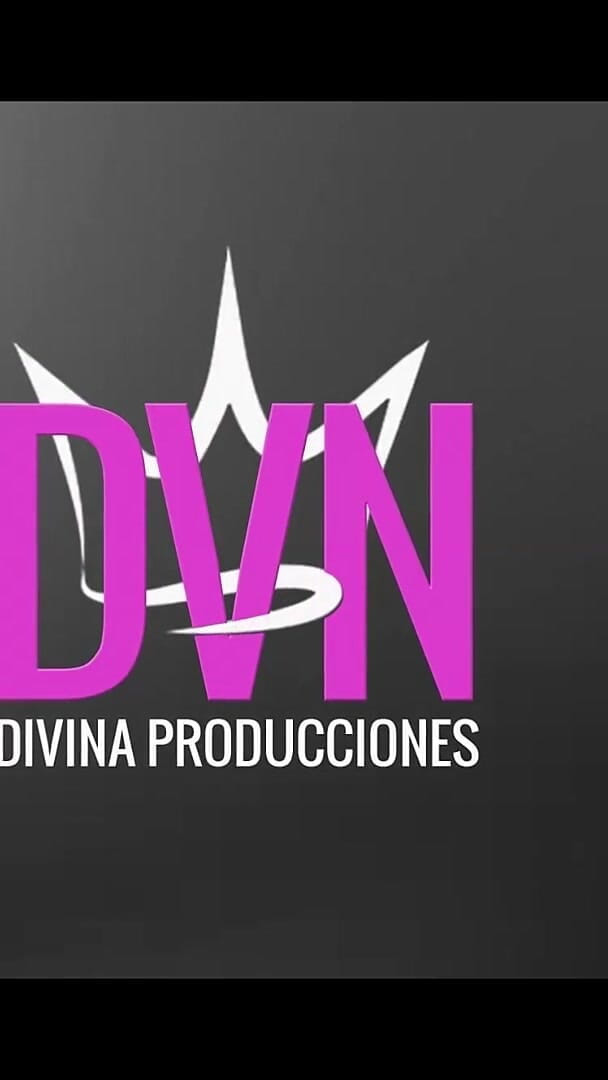 DivinaMaruuu: Sucking a Huge Cock and Banging It in My Face