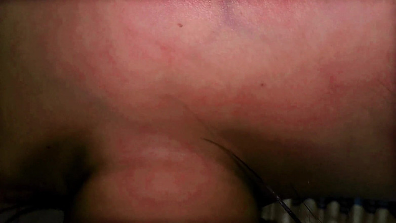 Aria Mia: 夜の夜、欲求不満の瞬間 私はアニッペ、ファンから来る誰かを待っている