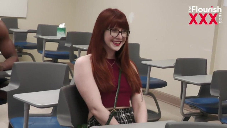 The Flourish XXX: Flourish univ dorm life - hannah grace trío