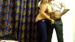QueenSonali: Sexy indická dívka Sonali jezdí na velkém sexy ptákovi