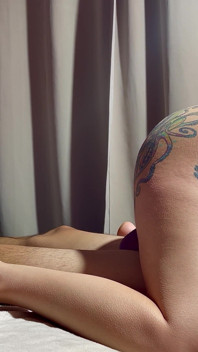 Wife Tries to Induce Labor on Her Penis During the 9th Month of Pregnancy