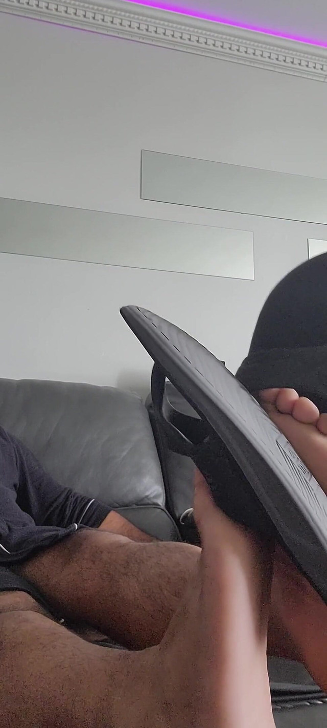 Relaxing Soles (Shane O M)