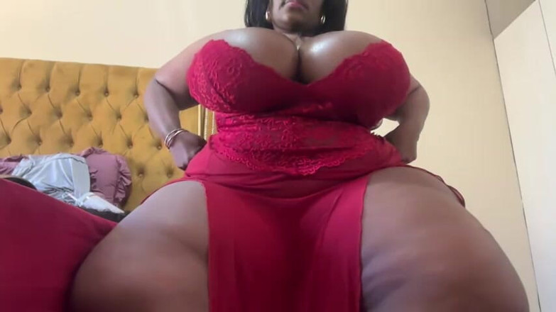 Legendary Booty Overdose: 흑인 거인 젖탱이 애타게