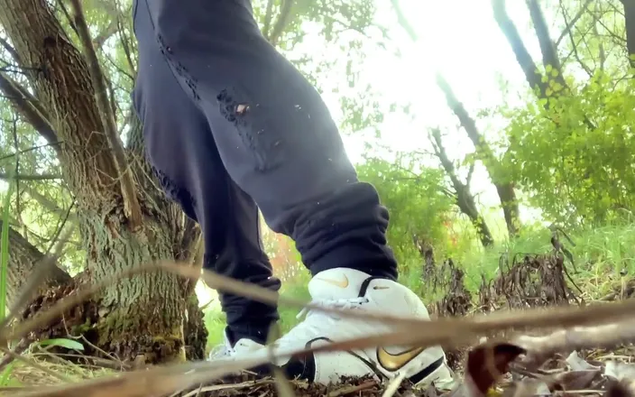 Idmir Sugary: Step on Used Condoms, Bottles, Leaves, Branches and Jerk off -...
