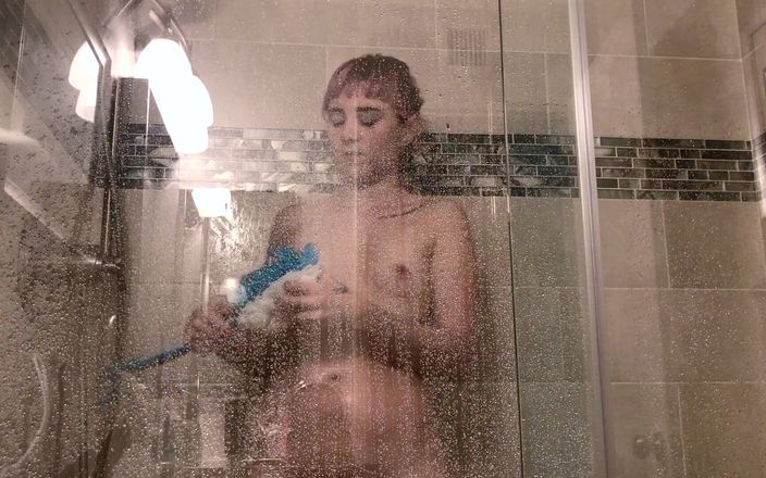 Kactus kutie: Through the Shower Glass
