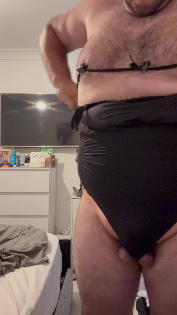 Shaun Cbt: Pik bondage onder kleding deel 1