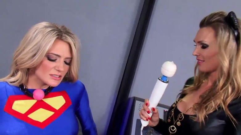 Lesbian Illusion: Cosplay queen's and tied up queens (Full movie)