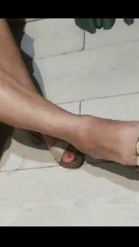Feet Shaking and Doing Dangling 2