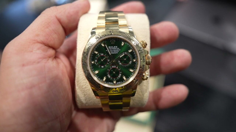 Teddy Tarantino: Teddy Tarantino Compra Un Nuevo Rolex Y Se Folla a...