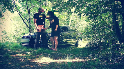 Toilet Mommy: Stiefmutter leckt meinen arsch im freien