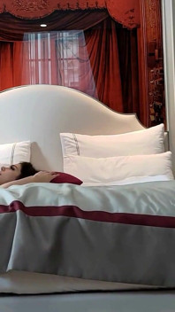 Berlin nights, pangeran italia yang doyan selingkuh sama valentina nappi 3