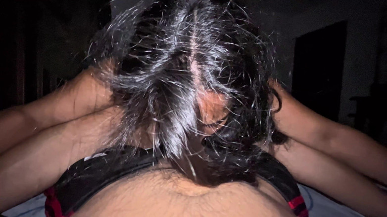 Gilversexy: Nevlastní bratr přijde do mého pokoje a já mu ukazuji,...