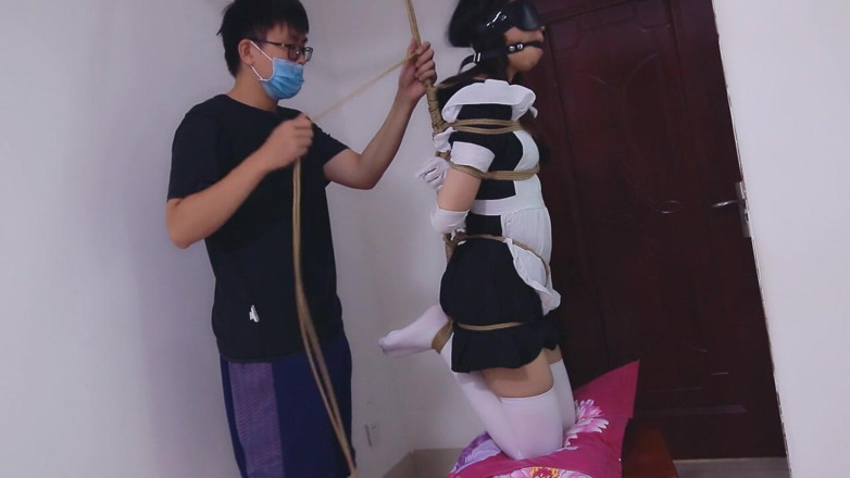 Aisan girl bondage: Whh02 - seorang awek cina memakai stoking putih dan ditutup mata,...
