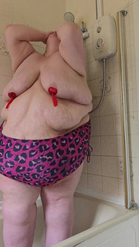 SSBBW Sensual Shower Nipple Tassles