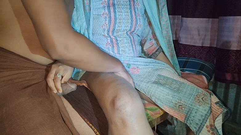 Rozi: Kız arkadaşımla ateşli bir şekilde yakalandım