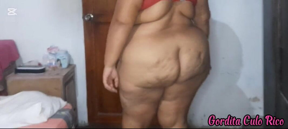 Gordita Culo Rico: BBW schüttelt ihren riesigen arsch im zimmer