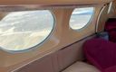 Serenity Cox: Mile dreier im privaten flugzeug endet mit doppeltem creampie Flugzeugspiel...