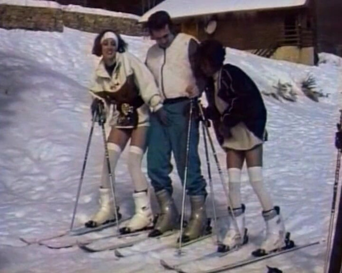 GERMAN PORN CLASSICS: Ski Bunny and Laetitia