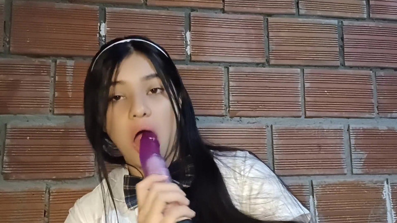 Yuli and tony: Diverse posizioni per una studentessa magra di 18 anni!