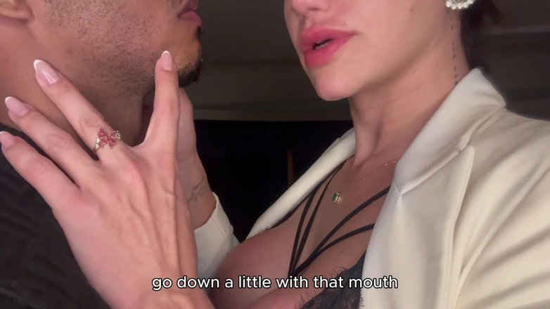 Agatha Lyra: इसे पहन लो! साओ पाउलो में सबसे अच्छा चुंबन मेरे में आया।