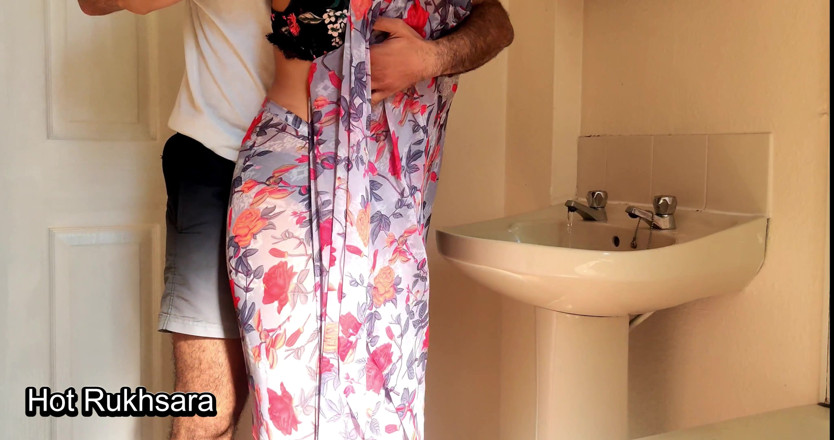 hot_rukhsara: Bini desi India cuckold menikmati batang kawan suami bercakap hindi...