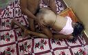 Sakshi World: Une bhabhi desi du village indien sexy se fait baiser