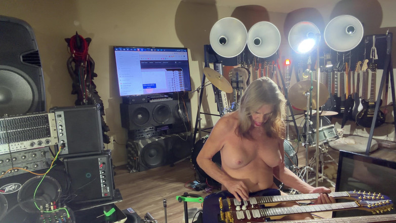 Lizzy Yum vintage and behind the scenes interviews: Lizzy Yum Retro și Interviuri în culise Interviu exclusiv # 7