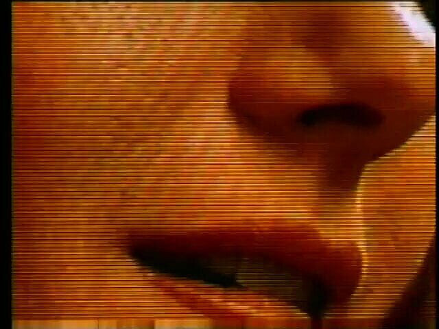 Old Good Porn: Rondborstige blondine spreidt haar lange benen en wordt opgegeten