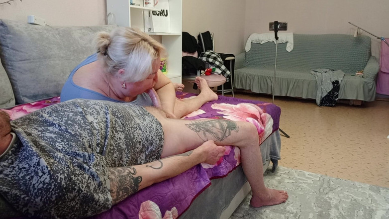 Zona901: Мачуха ковтає сперму