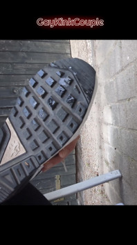 Sharing Nike Air Max Sneaker 4