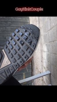 Sharing Nike Air Max Sneaker 4