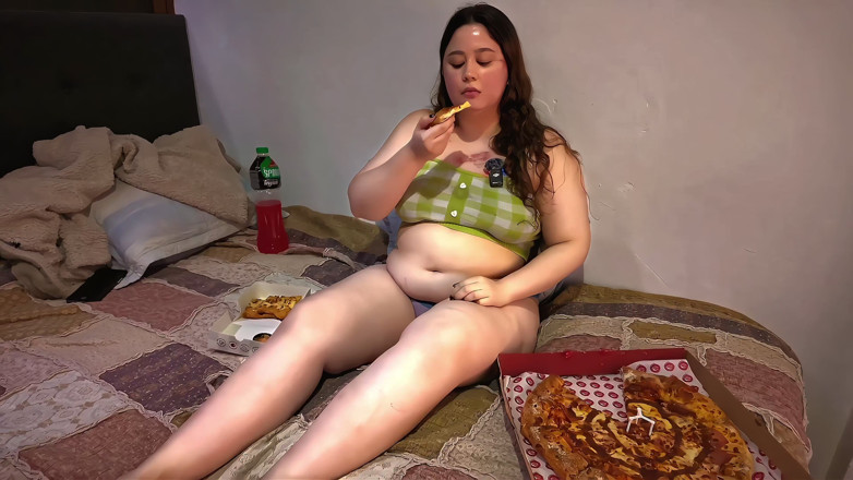 Nicole Passat: Nicole Chubby Pizza Belly Stuffing