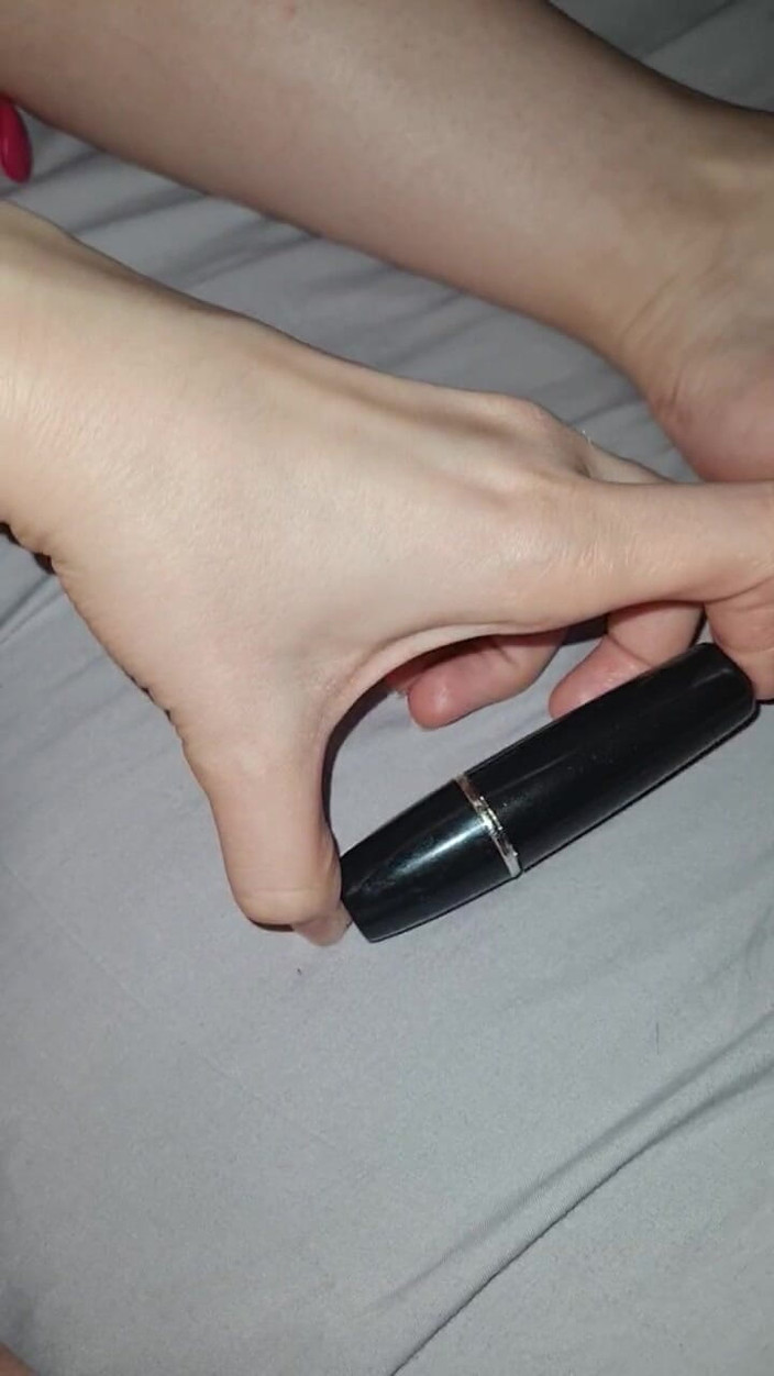 Ana Liz: Sladká kundička, Gummy Candy, Rtěnka