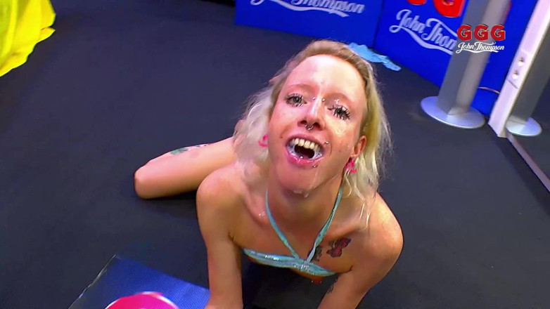 Casting GIRLS AND FIRST PORNO: Ggg john thompson si cewek hot rambut pirang lagi asik...