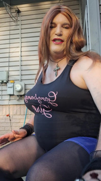 Its a Nice Night for an Outdoor Gangbang!