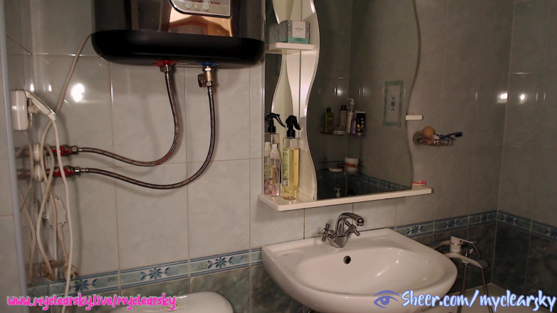 MyClearSky: Je me fais les cheveux seins nus