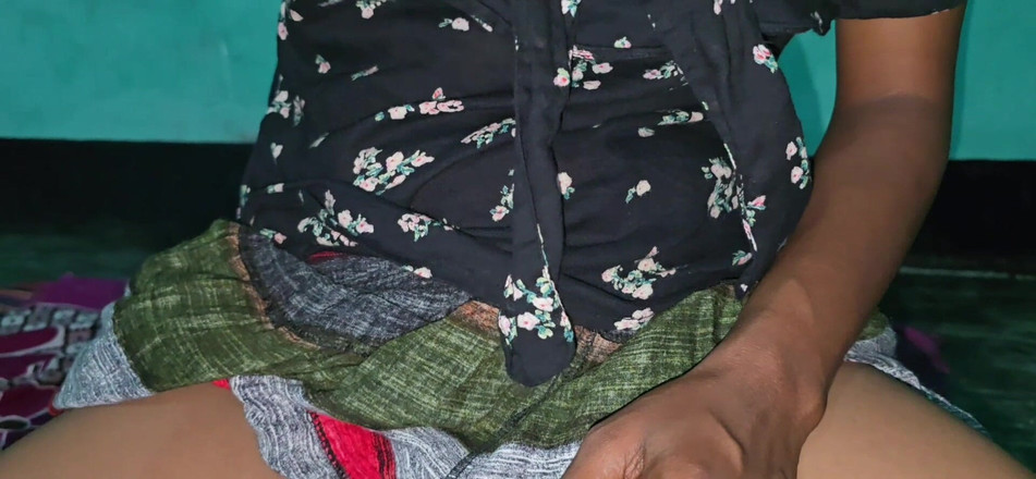 SafeRosebush8: Sexo pela primeira vez com minha nova namorada indiana sexo...