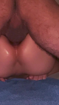 Die MILf von nebenan öffnet ihre beine teil 9