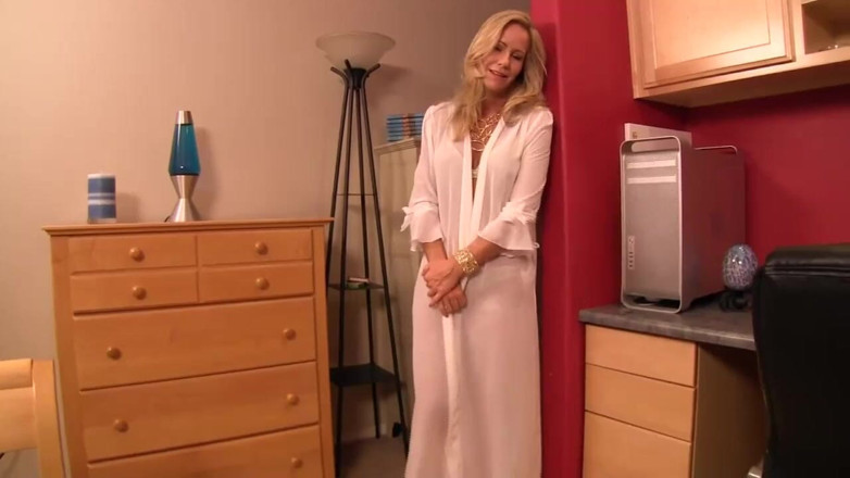 Eros POV - Liberated Eye: Every Guy Has Their Weirdness - Simone Sonay &amp; Zoey Holloway