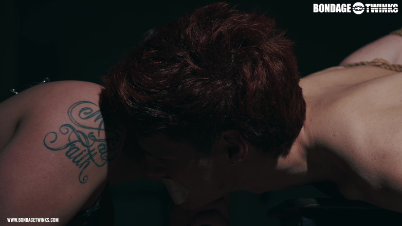 My Dirtiest Fantasy: Mdf:: Svázal mě a dal mi péro!