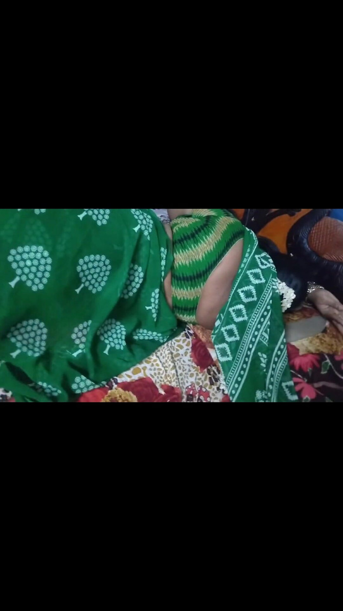 Divya X: सौतेली बहन के पति के साथ उम्रदराज आंटी afair