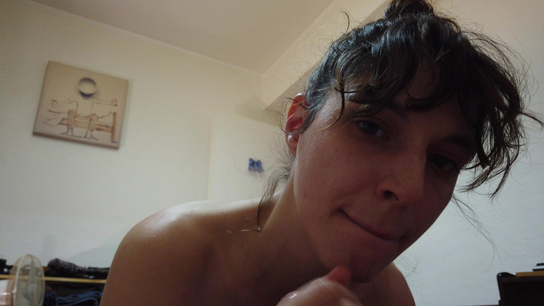 Akasha7: POV-blowjob, leckeres zungenspiel in seiner cocoon