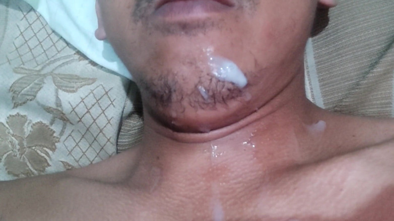 KontolVandem: Asian Man Has Her Sperm Spilled on His Face