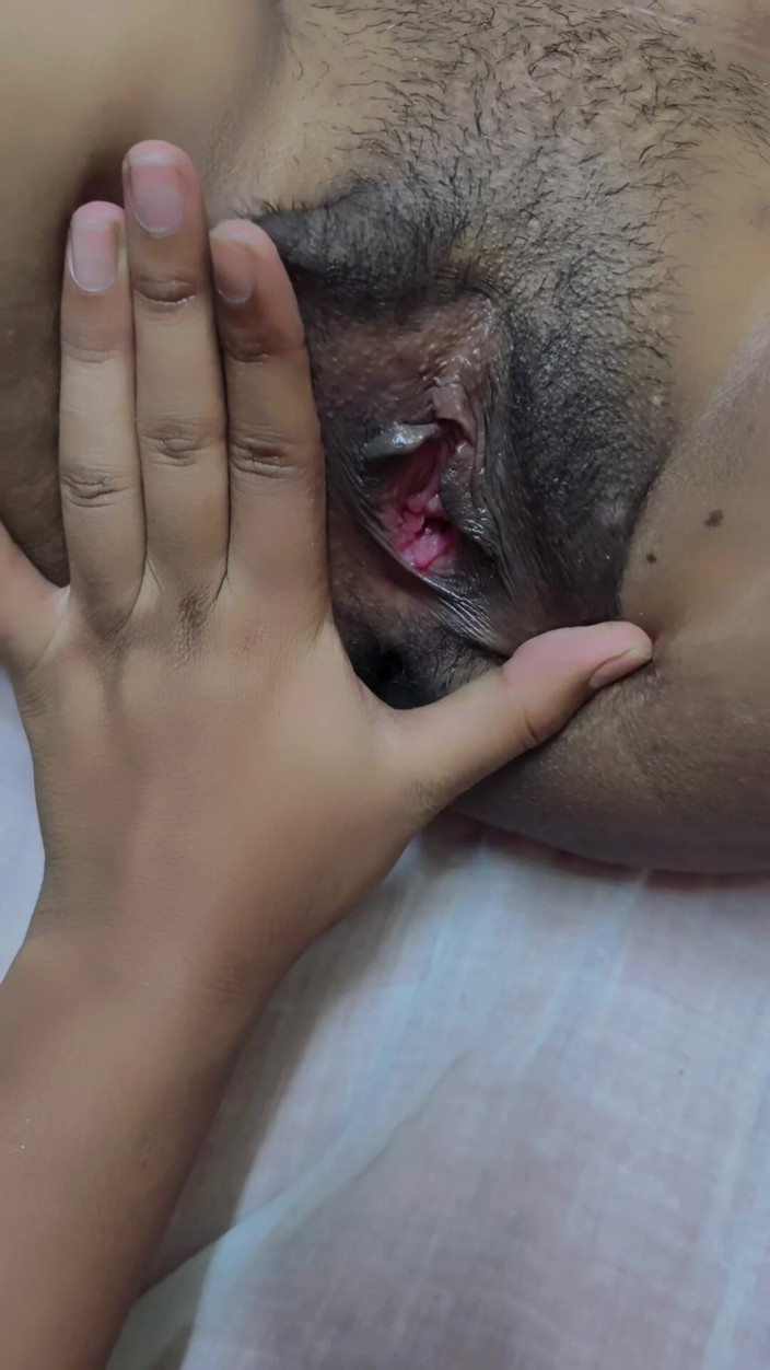 Ranaghat: Kakak ipar india yang pemalu ngentot sama mantan pacarnya