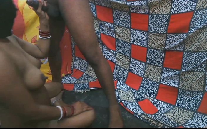 Aakritik346: सौतेला बेटा पूरी रात सौतेली मम्मी को बहुत तंग चोदता है। E-5