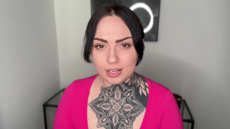 Miss Valentina: Лучший свободный от киски сучка