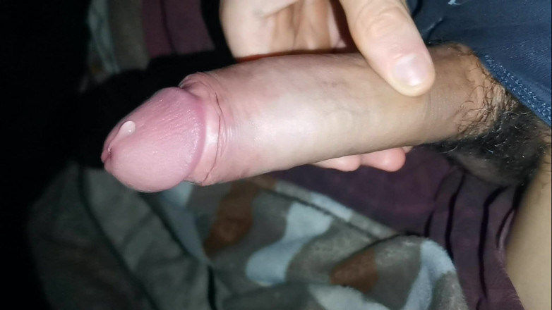 SEXY_GUYBEST: Velký šťavnatý penis téměř stříká