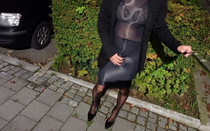 Loreley add: I Put on My Transparent Dress and Let the Piss...