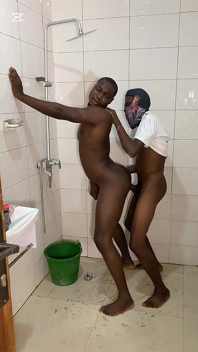Banyo sikişi